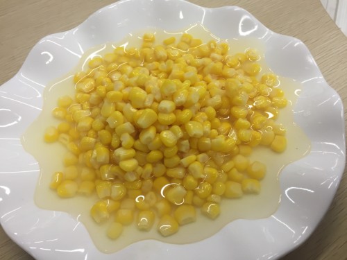 Canned sweet corn